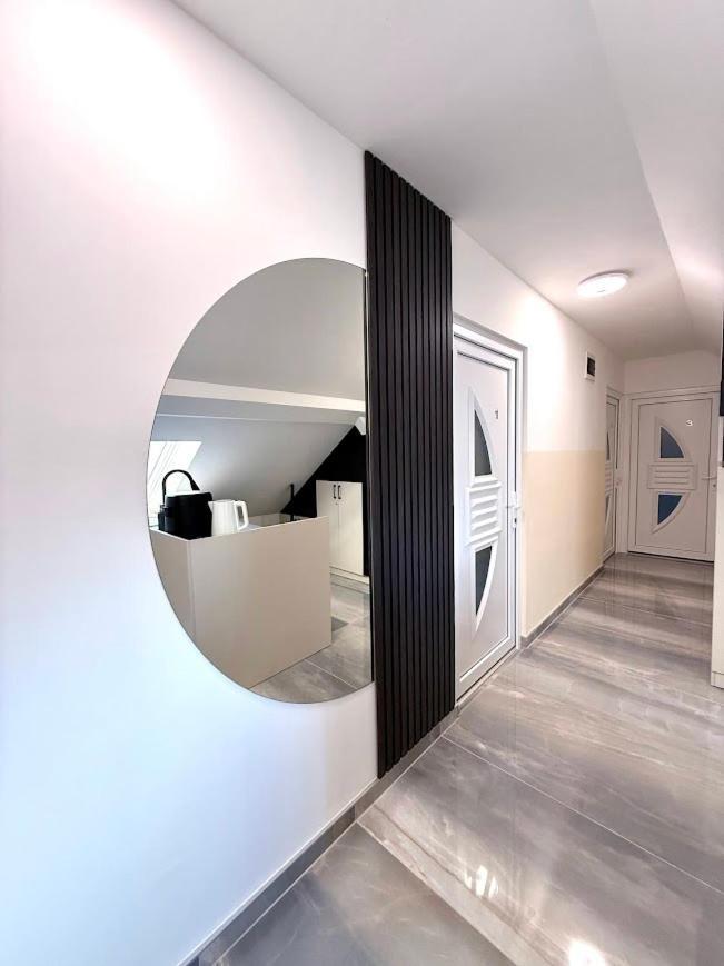 Kuriozum Vendeghaz Hotel Сегед Екстериор снимка