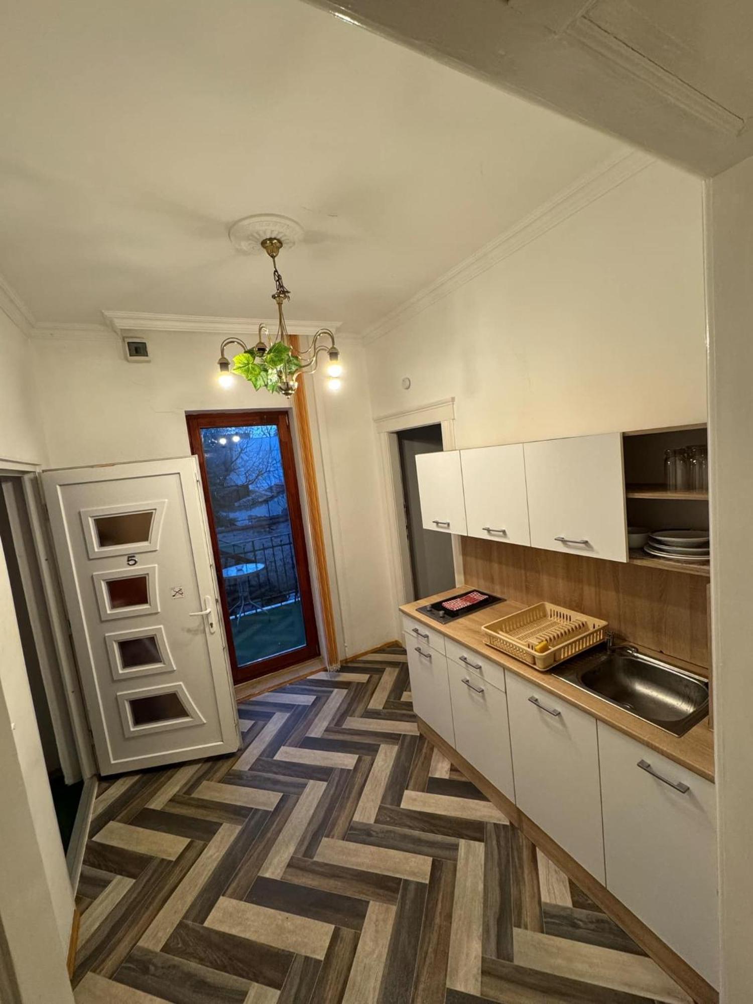 Kuriozum Vendeghaz Hotel Сегед Екстериор снимка