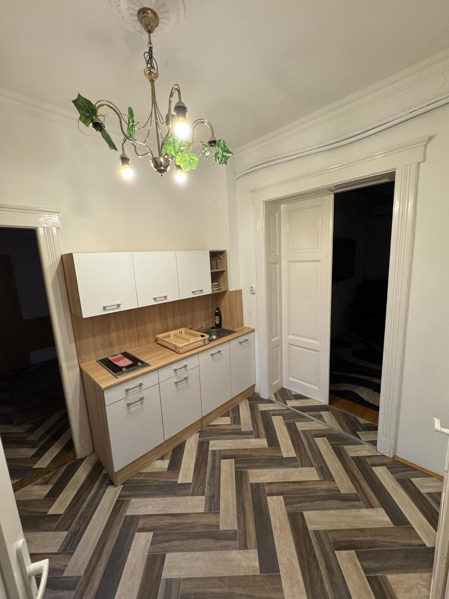 Kuriozum Vendeghaz Hotel Сегед Екстериор снимка